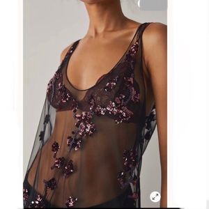 New FREE PEOPLE Just A Dream Womens Black Sheer Tank Tunic Sequin Adorned Small